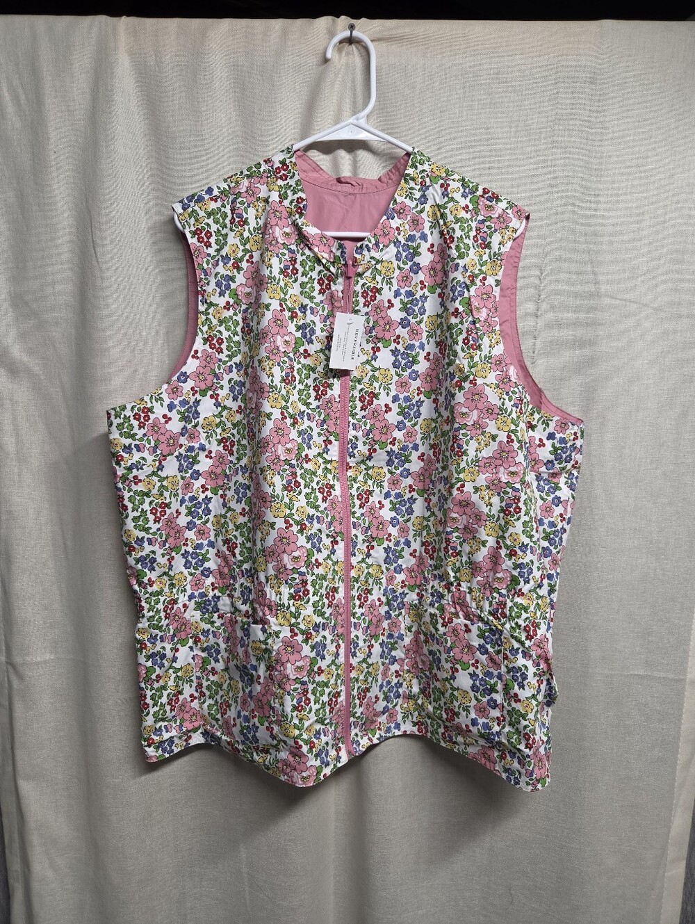 Vintage Reversible Floral And Pink Zip-Front Vest